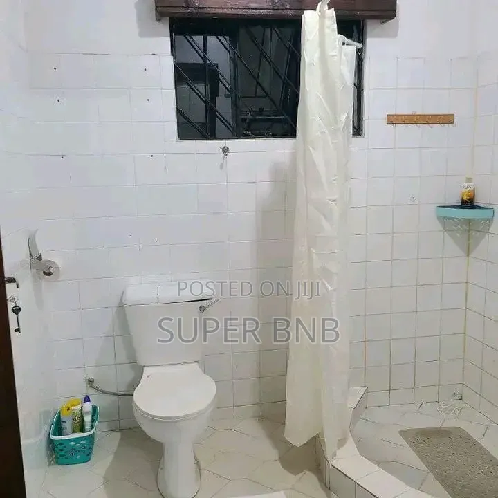 2 3 Bedroom Airbnb in Mlimani Kitale,