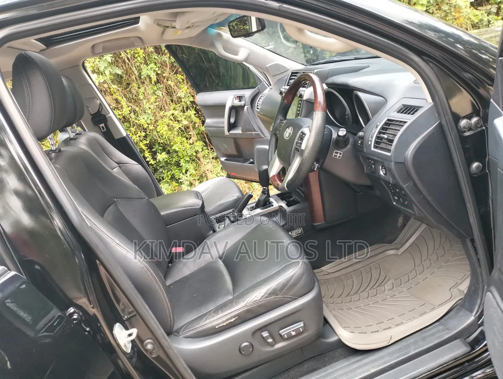 Toyota Land Cruiser Prado 2014 Black
