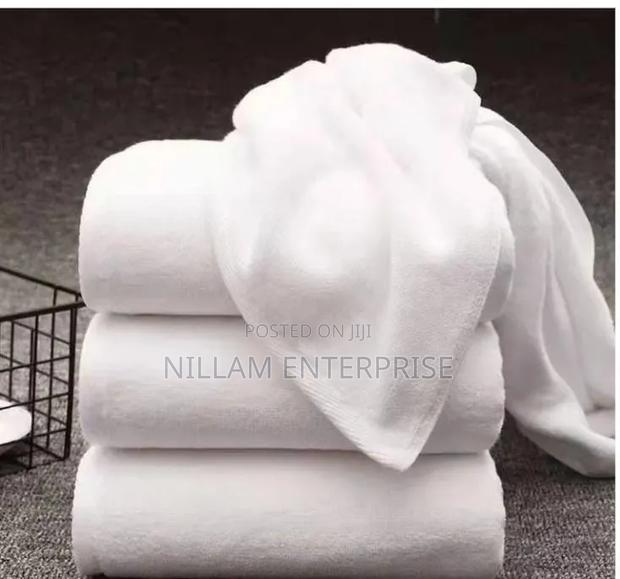 White Hand Towels -3pc