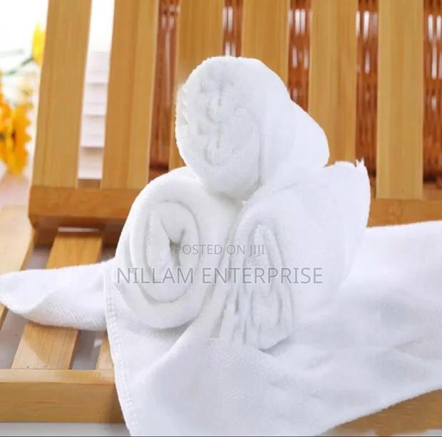 White Hand Towels -3pc - thumbnail 4