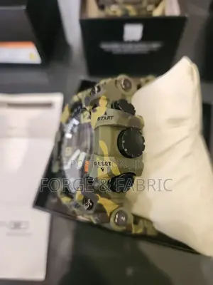 Invicta Blackops Digital Watch Acw1637-004 – 56mm Camo Green