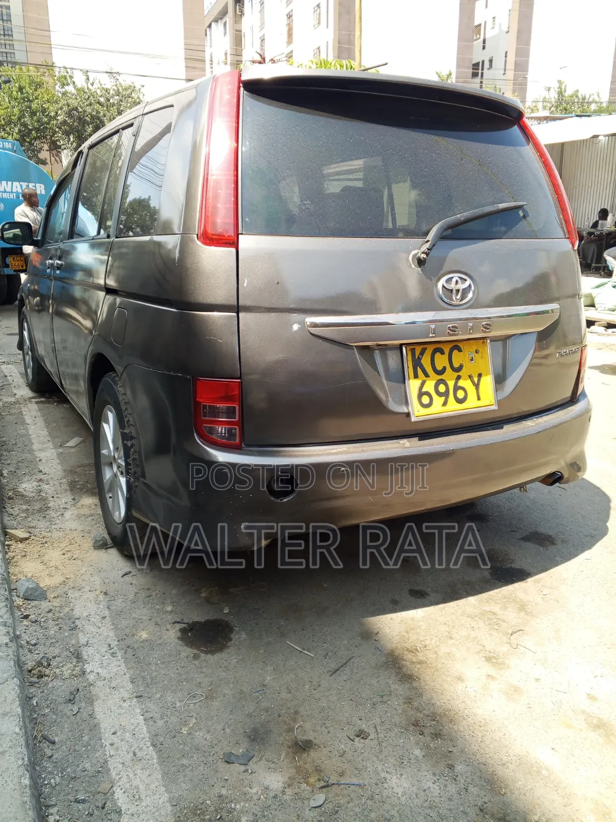 Toyota ISIS 2008 Gray