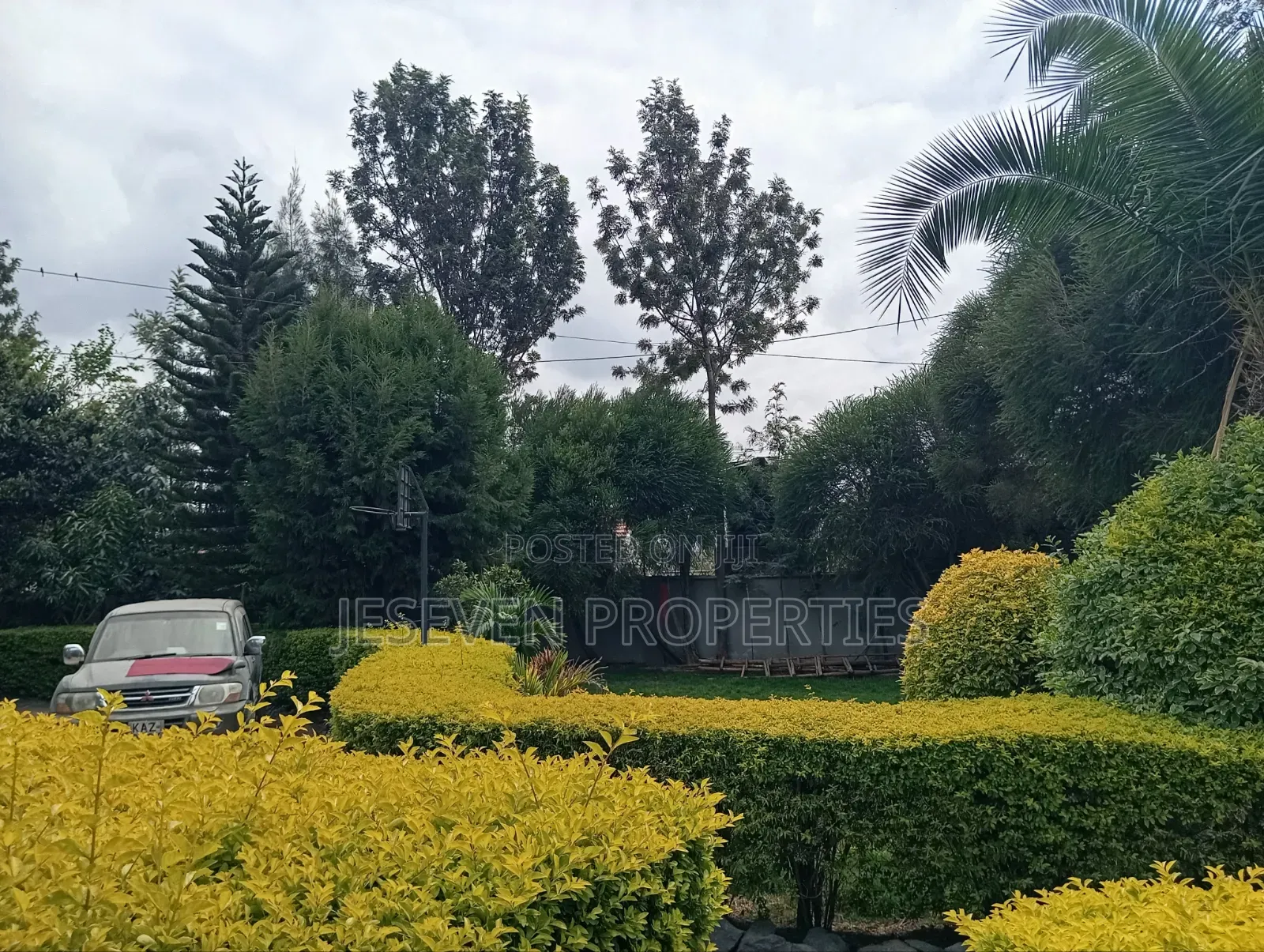 6bdrm Mansion in Syokimau, Gateway Mall Area for rent