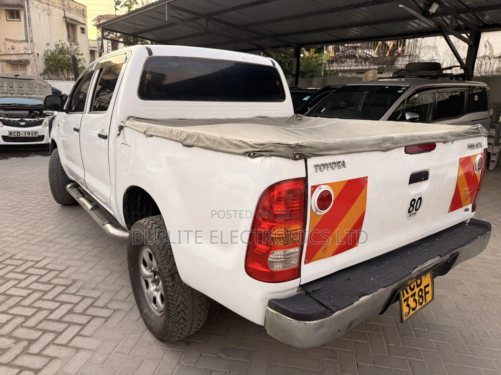 Toyota Hilux 2008 White