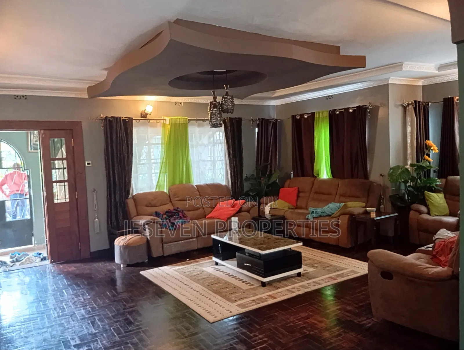 6bdrm Mansion in Syokimau, Gateway Mall Area for rent