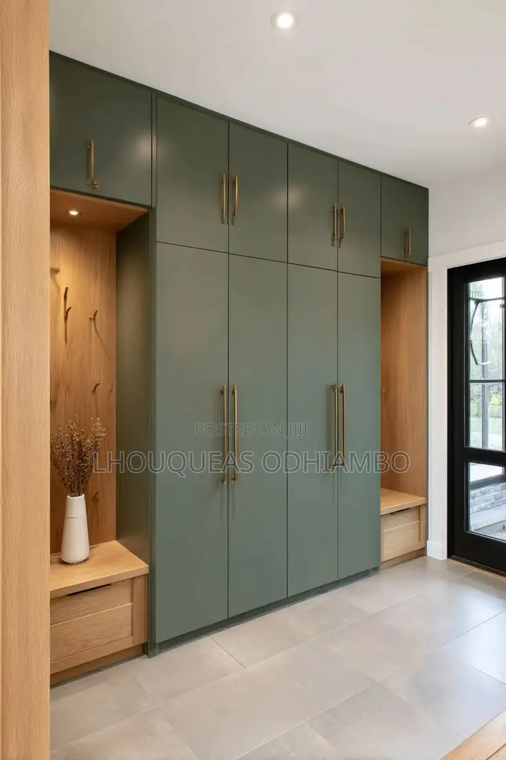 Modern Built-in Wardrobe