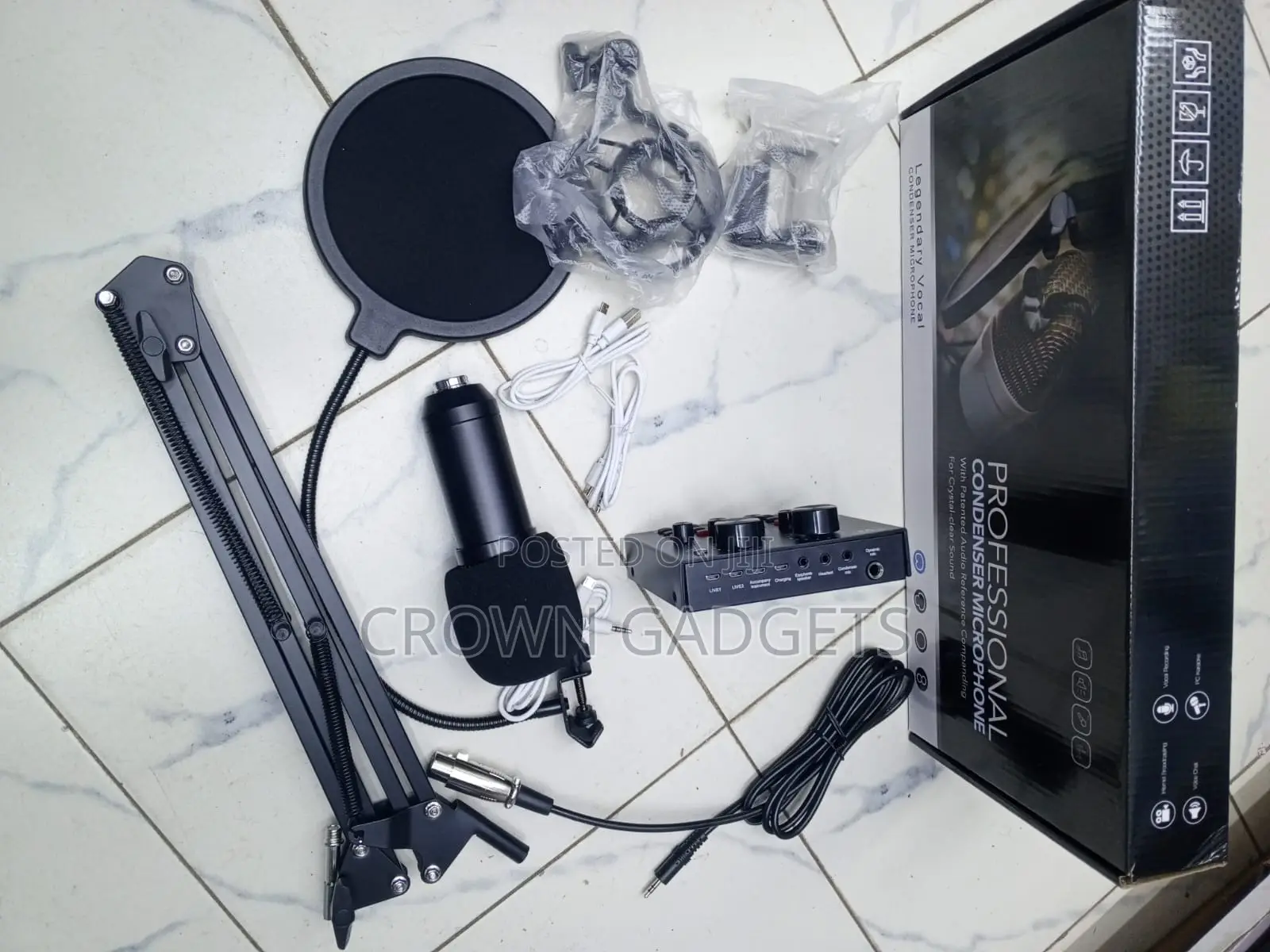 Bm800 Condenser Microphone Kit With Pop Filter and V8