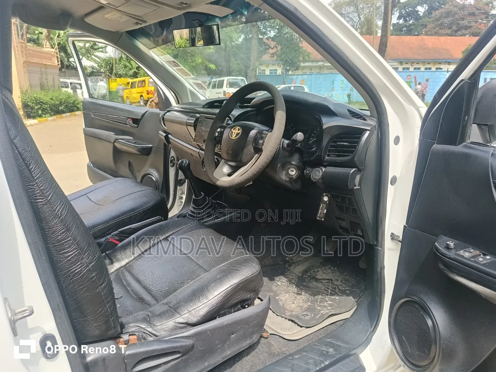 Toyota Hilux 2016 White