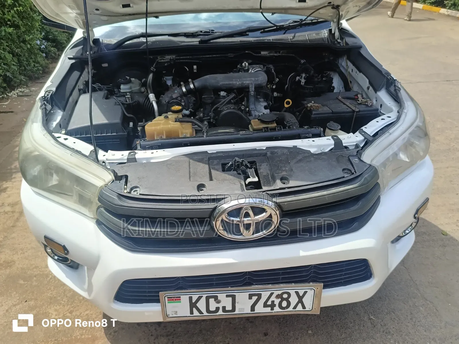 Toyota Hilux 2016 White
