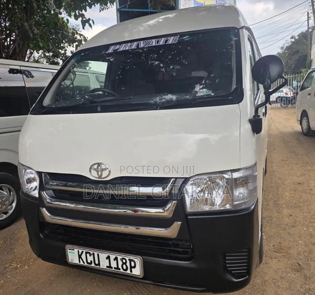 Toyota HiAce 2013 White - thumbnail 5