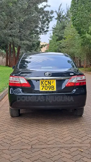 Toyota Premio 2010 Black