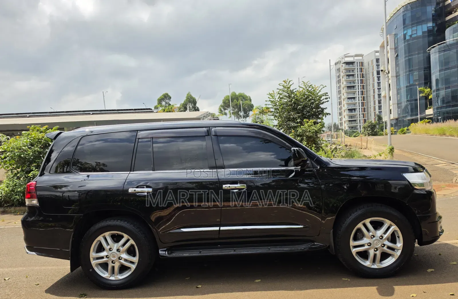 Toyota Land Cruiser Prado 2011 Black
