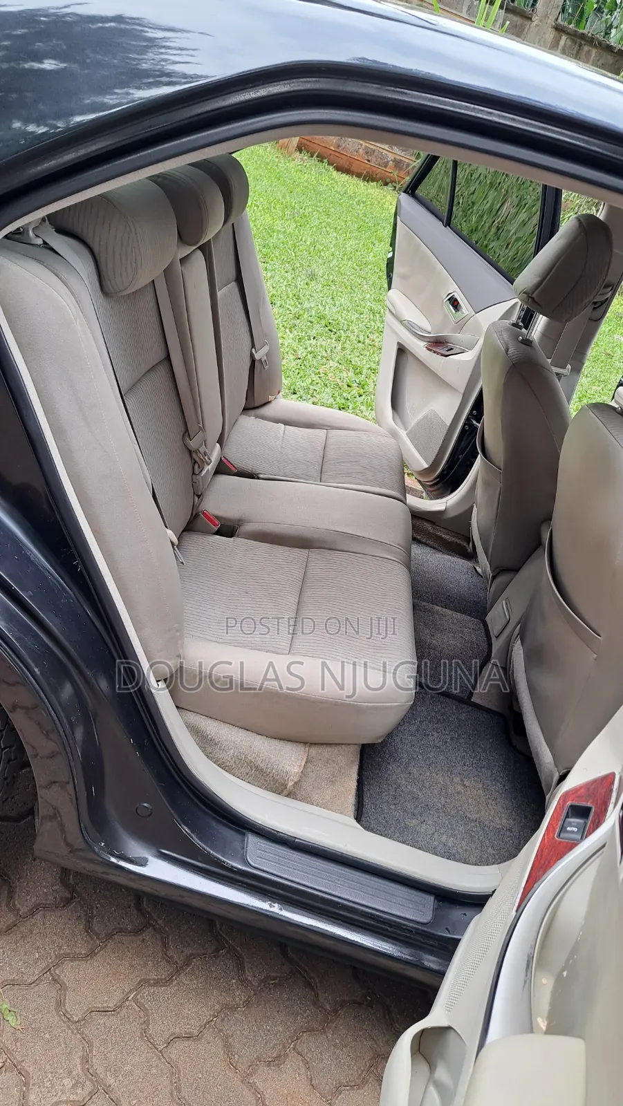 Toyota Premio 2010 Black