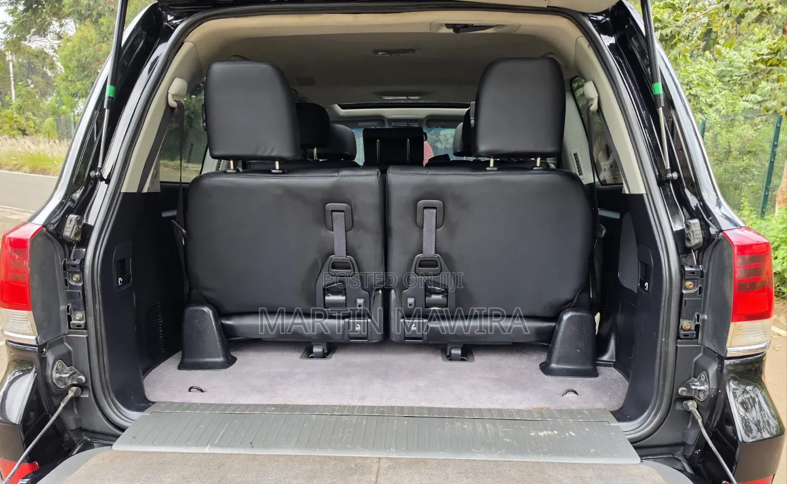 Toyota Land Cruiser Prado 2011 Black