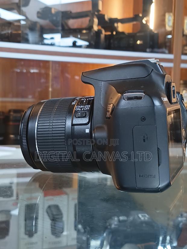 Canon 2000d With 18-55mm - thumbnail 3