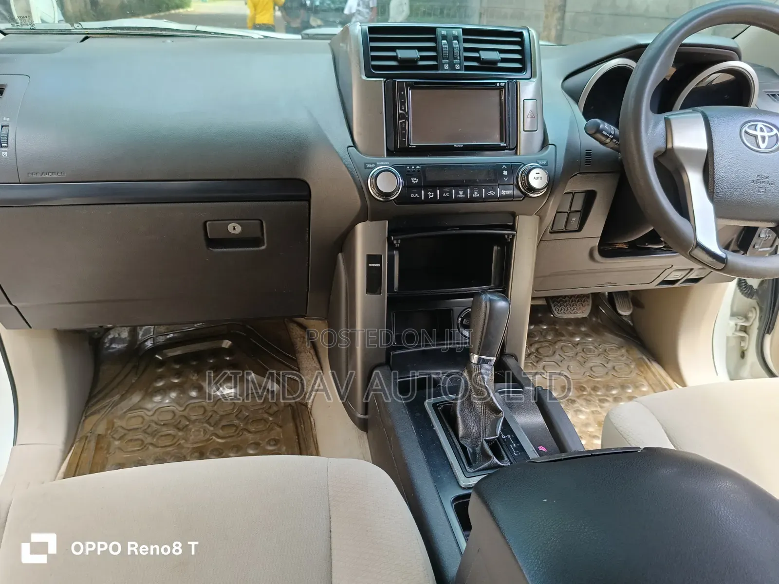 Toyota Land Cruiser Prado 2013 White