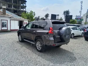 Toyota Land Cruiser Prado 2020 Black