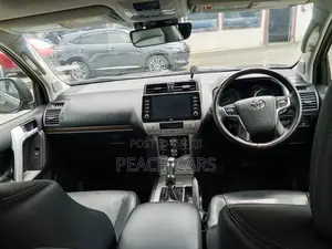 Toyota Land Cruiser Prado 2020 Black