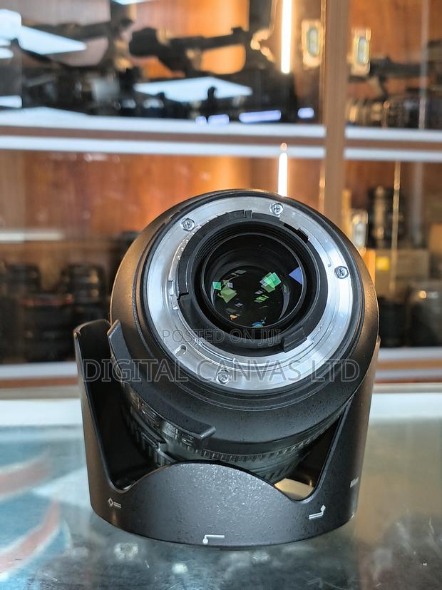 Nikon Full Frame Zoom Lens 28-300mm - thumbnail 3