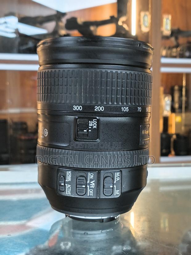 Nikon Full Frame Zoom Lens 28-300mm - thumbnail 4