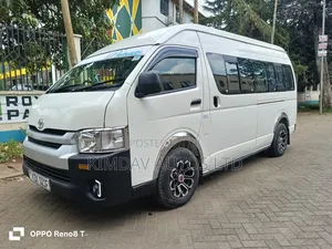 Toyota HiAce 2010 Off white