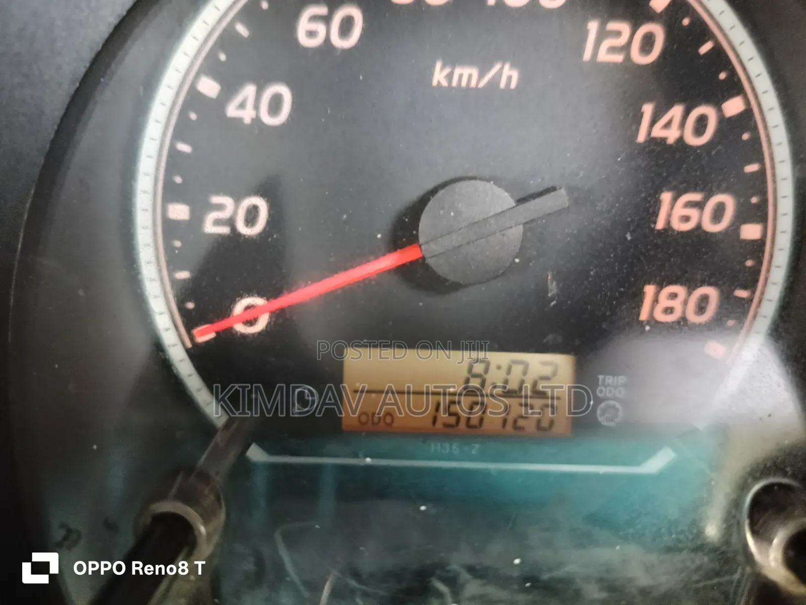 Toyota HiAce 2010 Off white