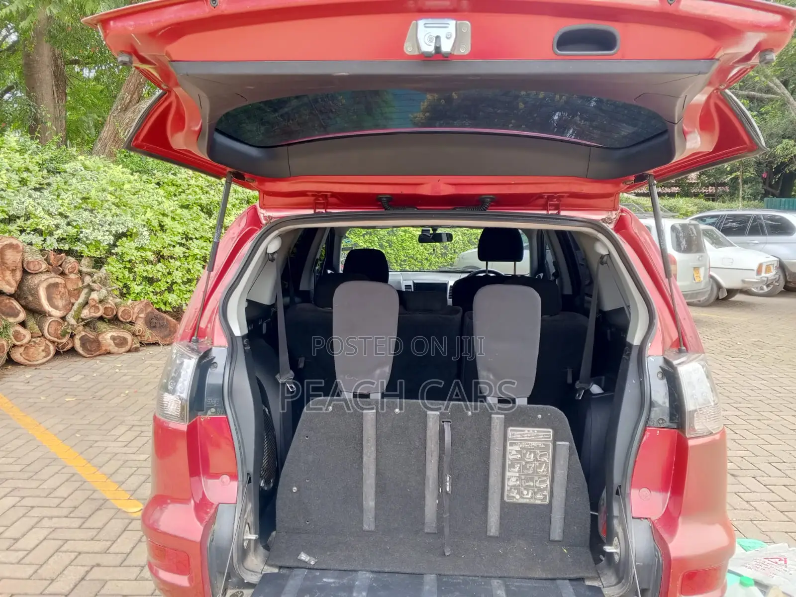 Mitsubishi Outlander 2011 Red