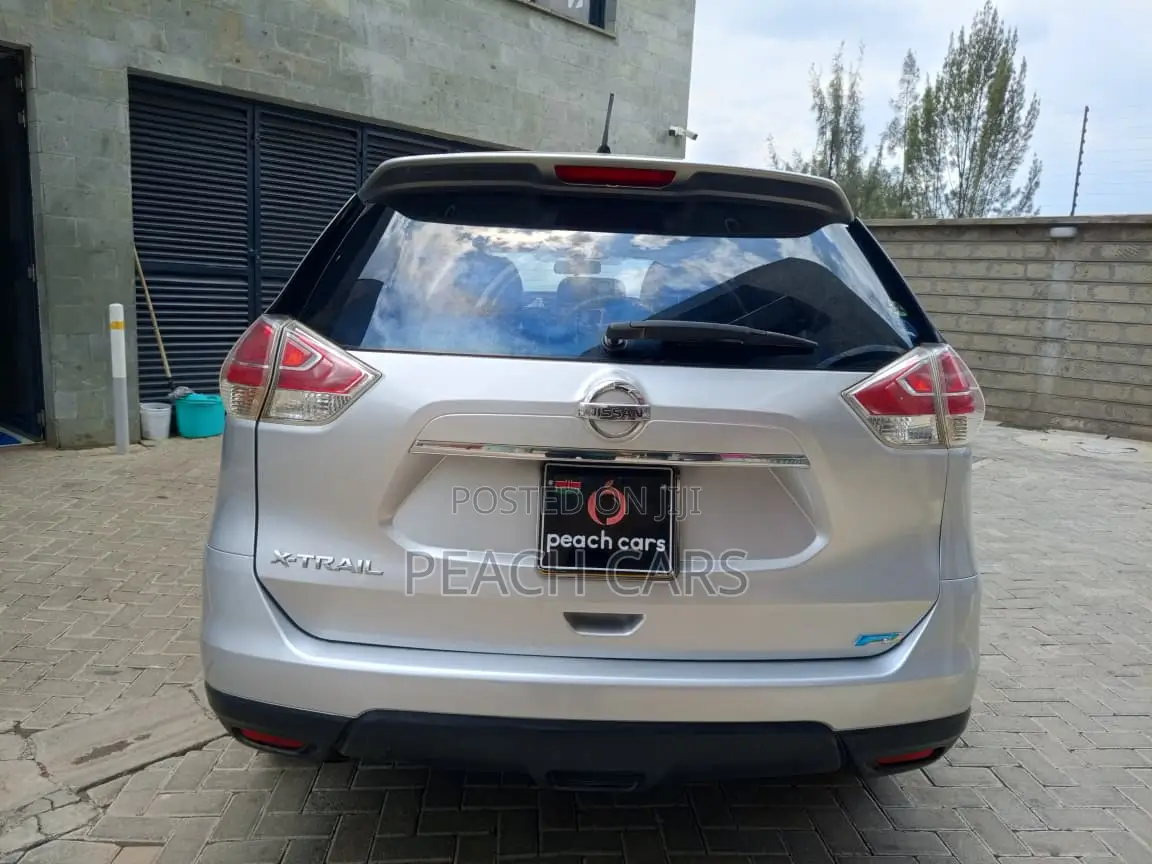 Nissan X-Trail 2014 Silver