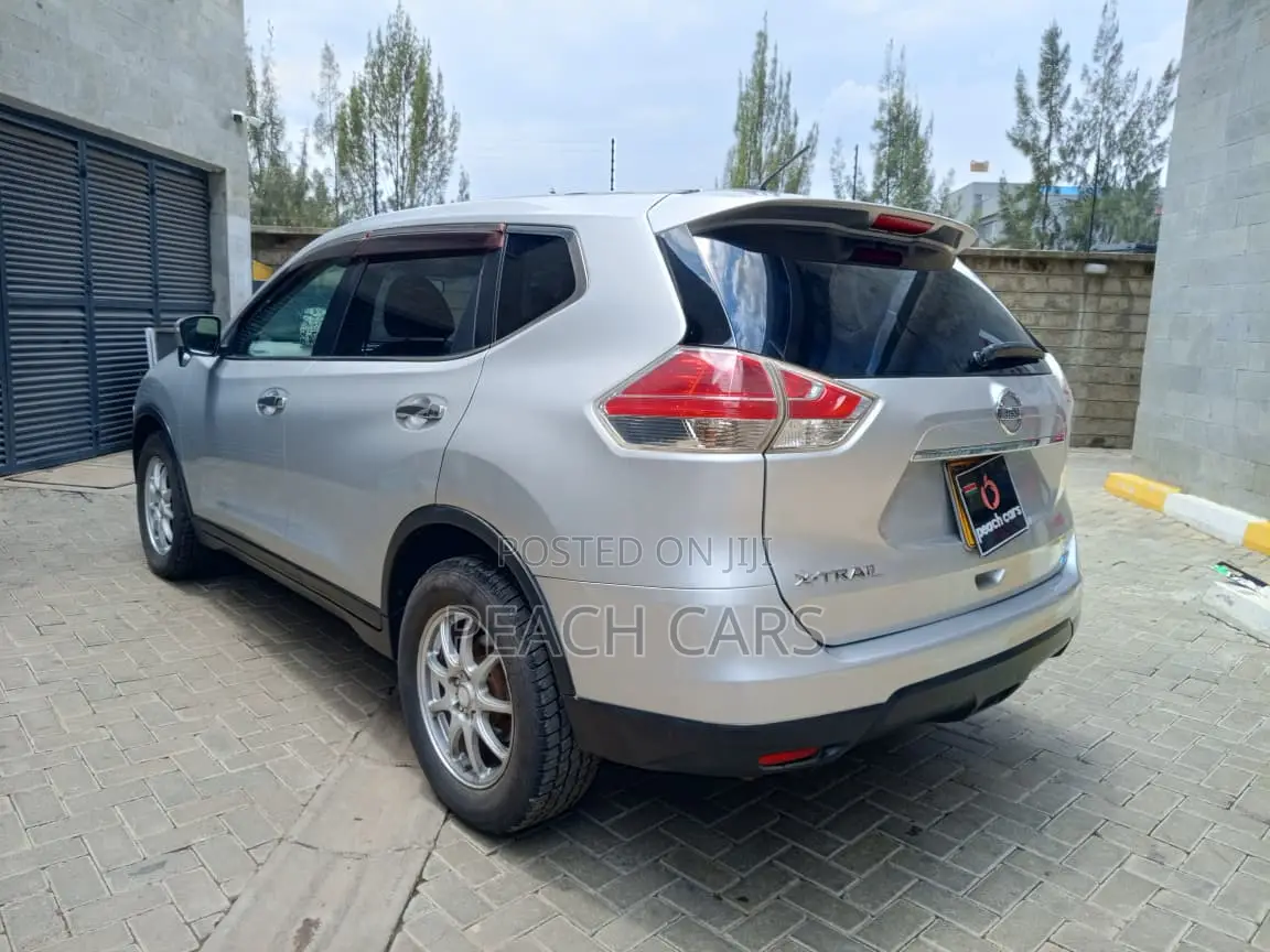 Nissan X-Trail 2014 Silver