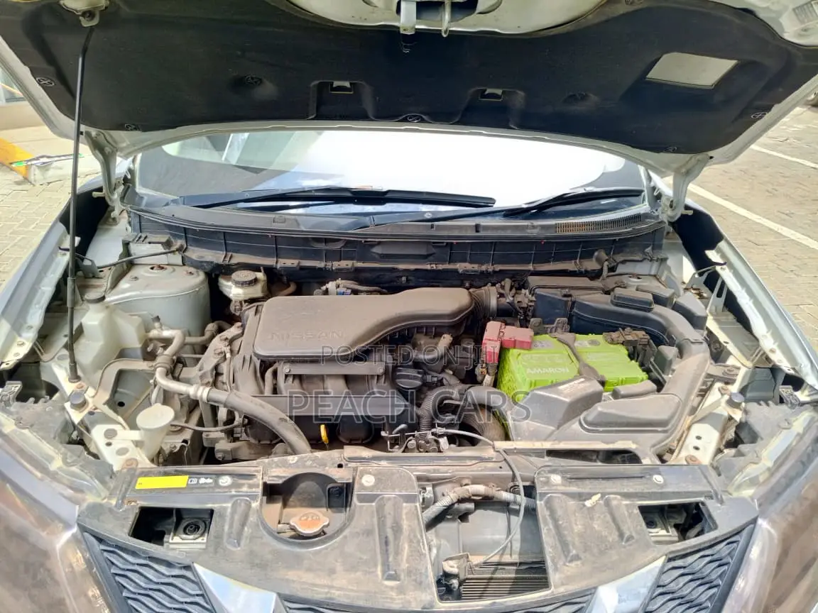 Nissan X-Trail 2014 Silver