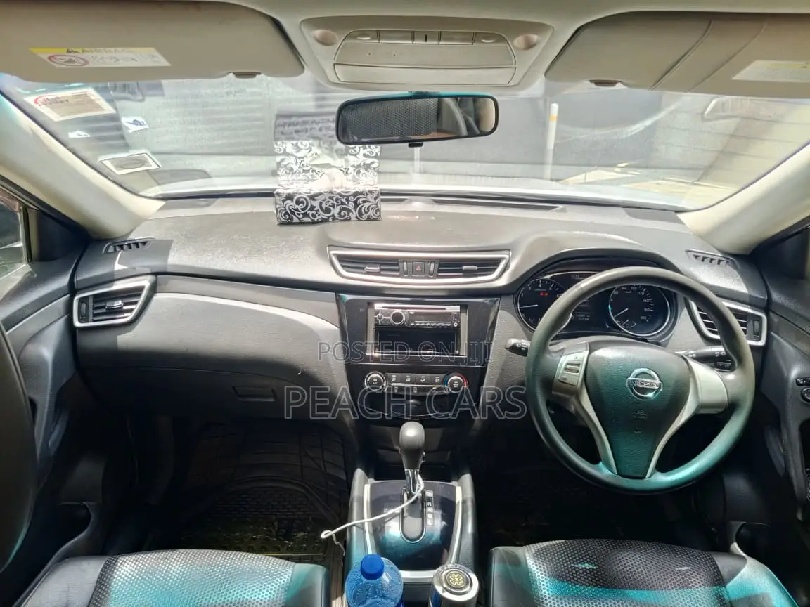 Nissan X-Trail 2014 Silver