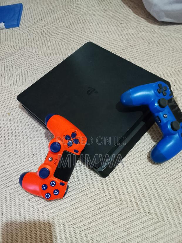 Ps4 Slim 500gb - thumbnail 3