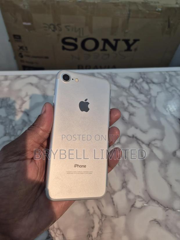 Apple iPhone 7 32 GB Silver - thumbnail 6