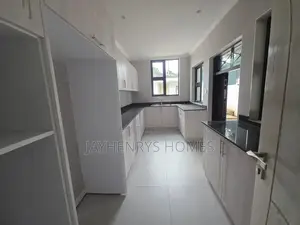 6bdrm Villa in Runda for rent