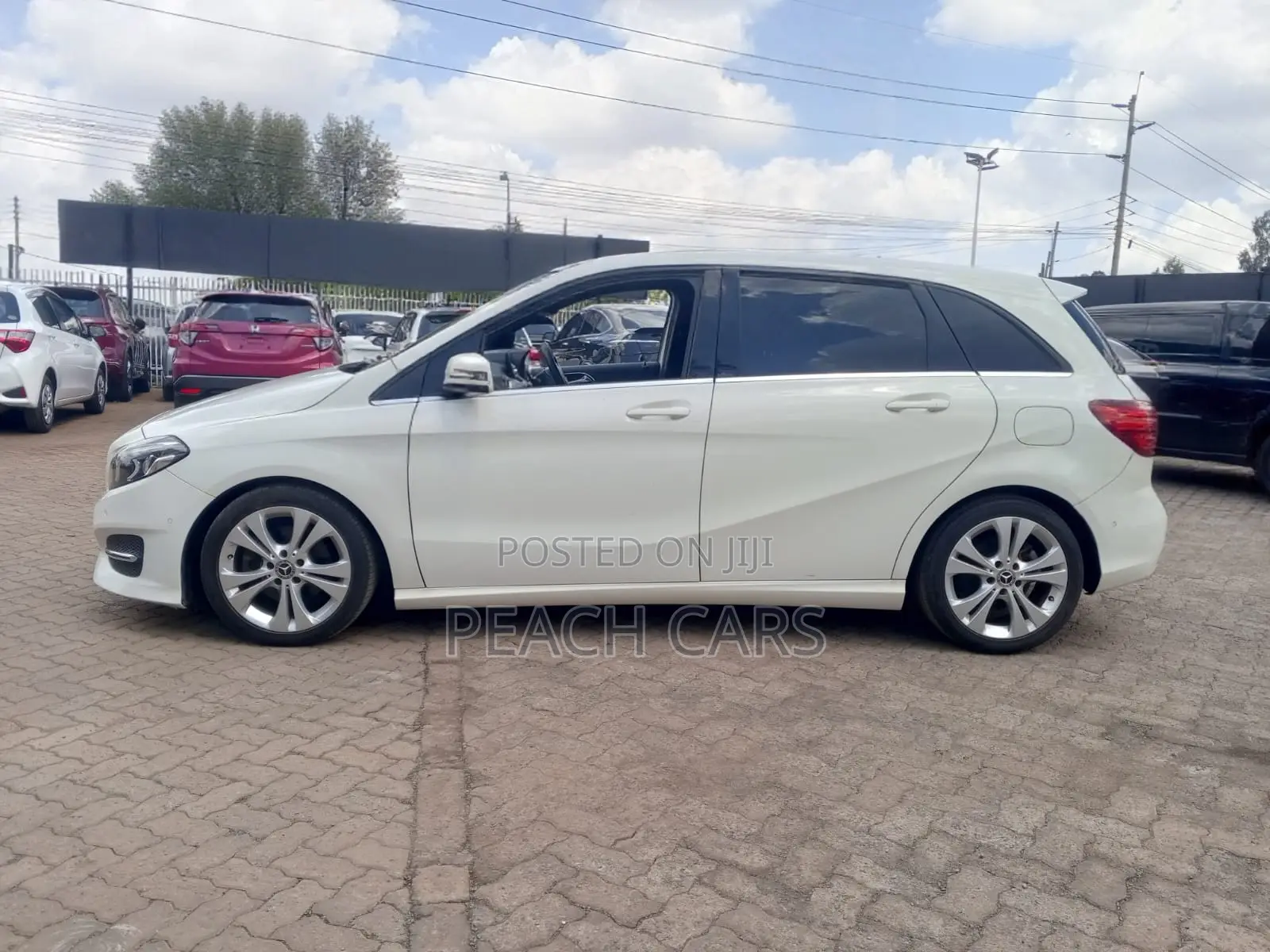 Mercedes-Benz B-Class 2018 White