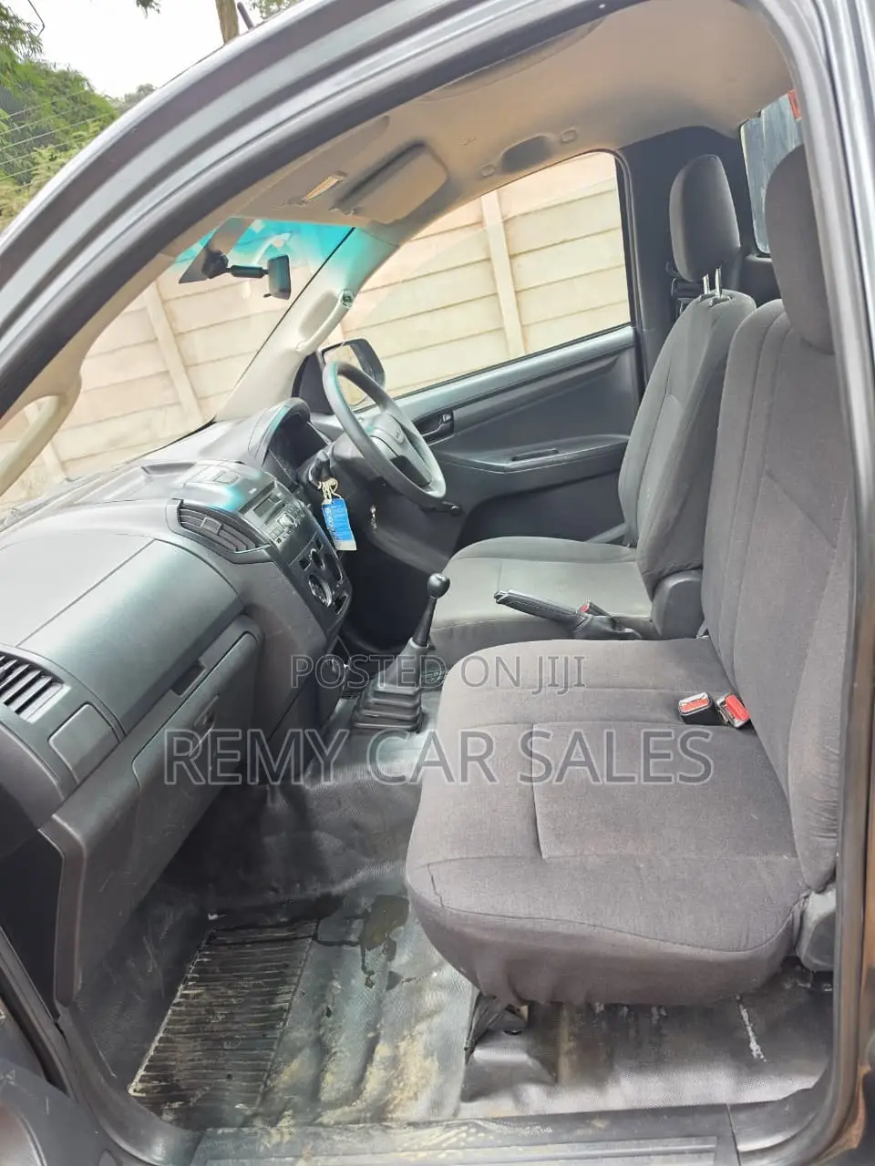 Isuzu D-MAX 2020 Silver