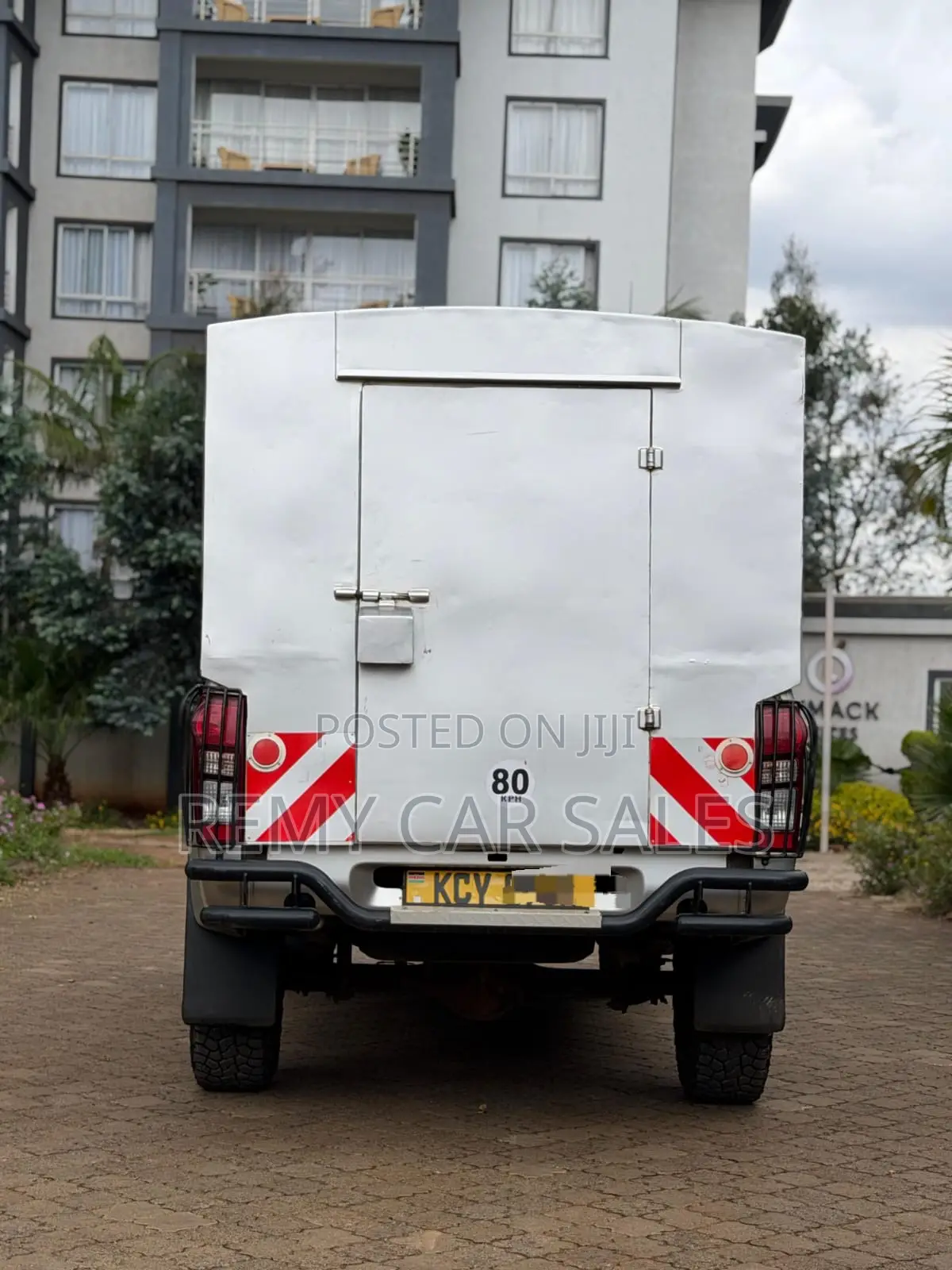 Isuzu D-MAX 2020 Silver
