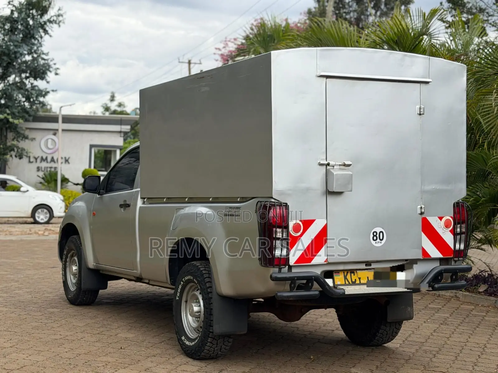 Isuzu D-MAX 2020 Silver