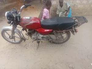 TVS HLX Plus ES 2022 Red