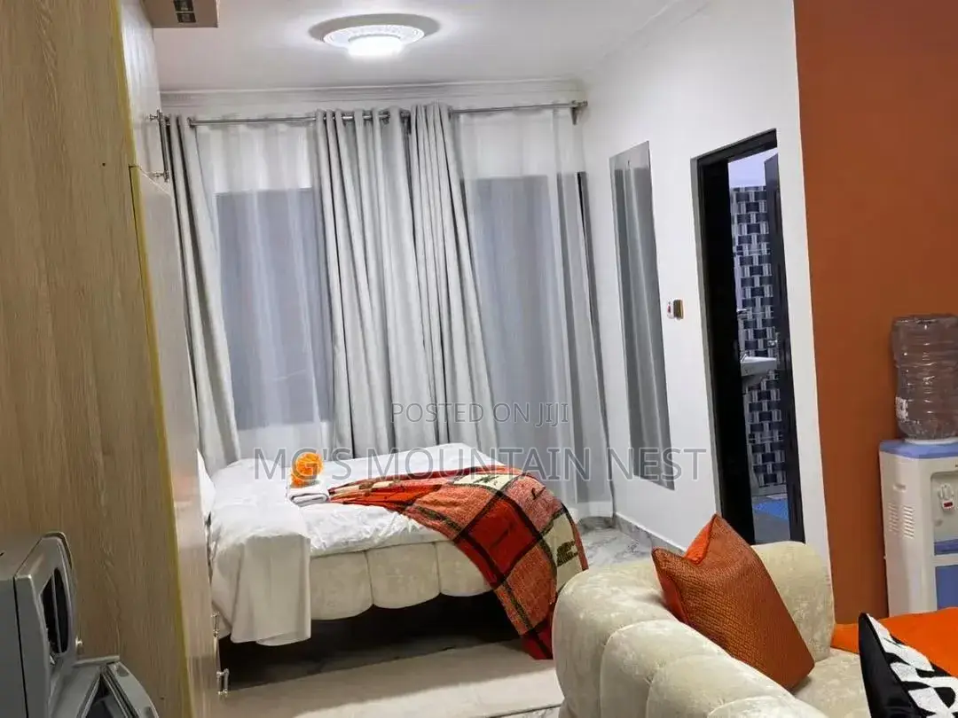 Mg's Mountain Nest| Nanyuki Studio Airbnb| Near Club Zero| Sports Club