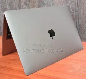 Laptop Apple MacBook Pro 2018 8GB Intel Core i5 SSD 256GB