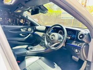 Mercedes-Benz E250 2017 Silver