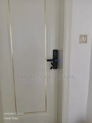 High Quality Smart Digital Fingerprint Doorlock Zigbee Tuya Wifi Lock