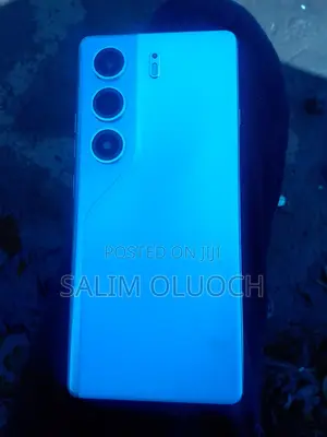 Tecno Camon 40 256 GB Blue