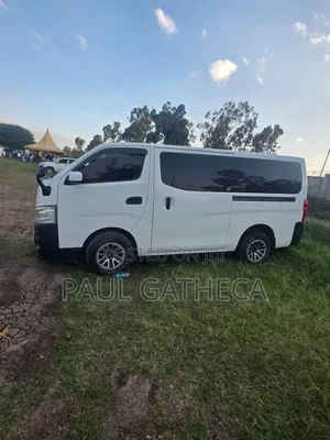 Nissan Caravan (Urvan) 2016 White