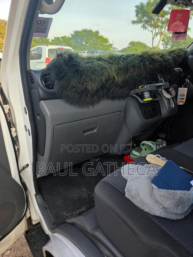 Nissan Caravan (Urvan) 2016 White - thumbnail 8