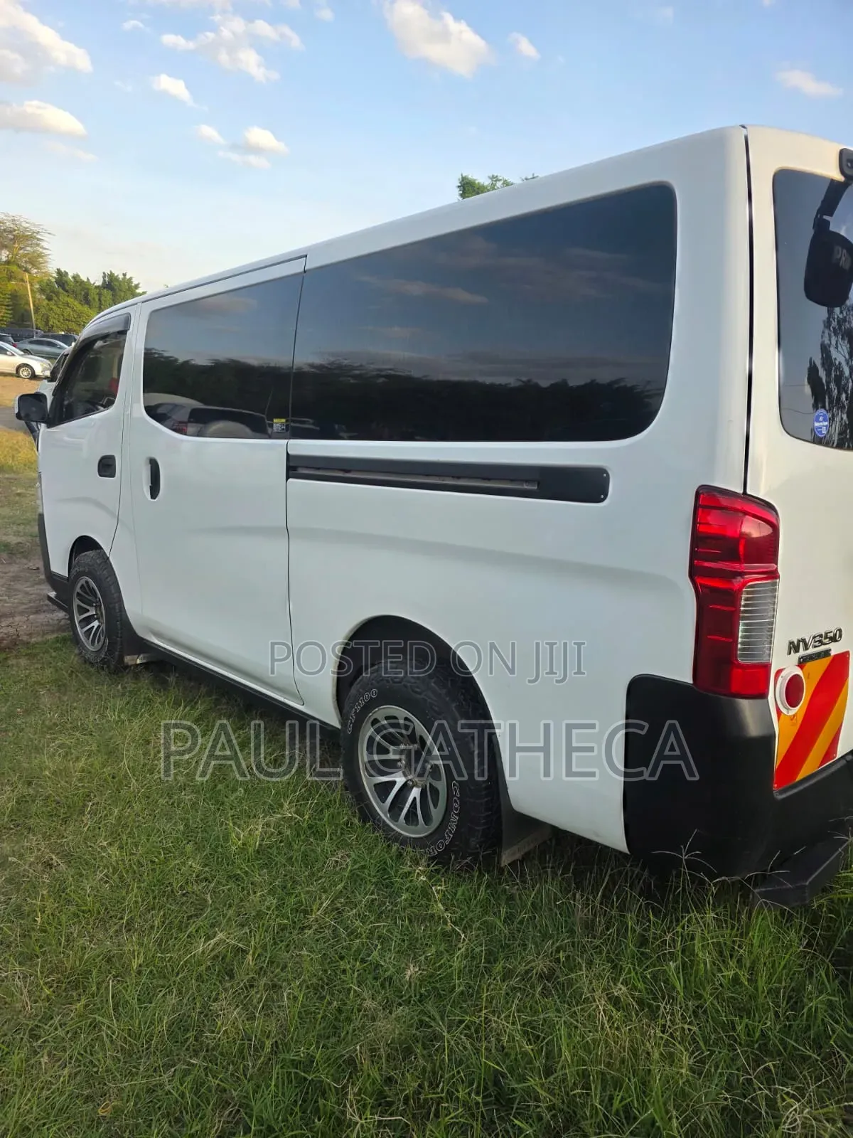 Nissan Caravan (Urvan) 2016 White