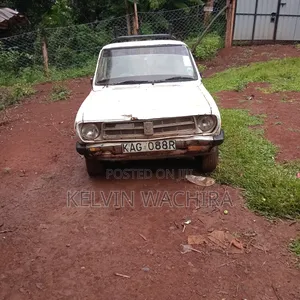 Nissan Pick-Up 1997 White