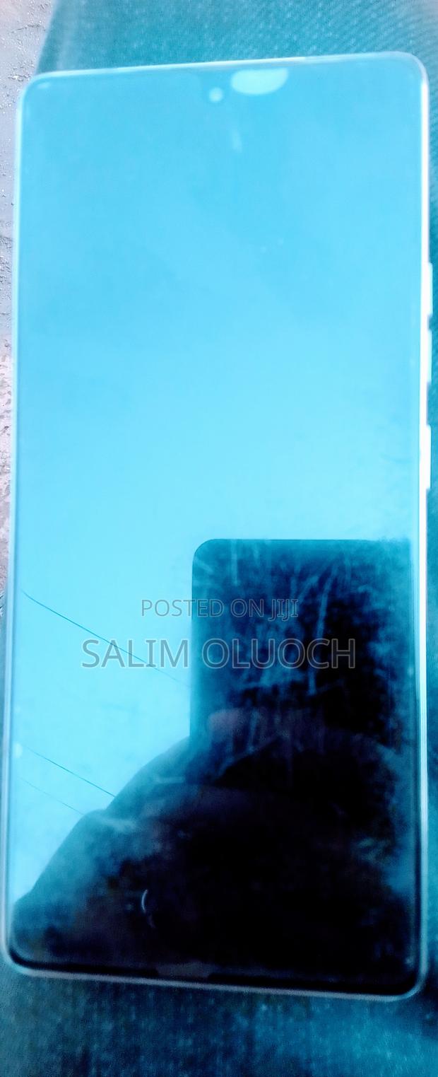 Tecno Camon 40 256 GB Blue - thumbnail 3
