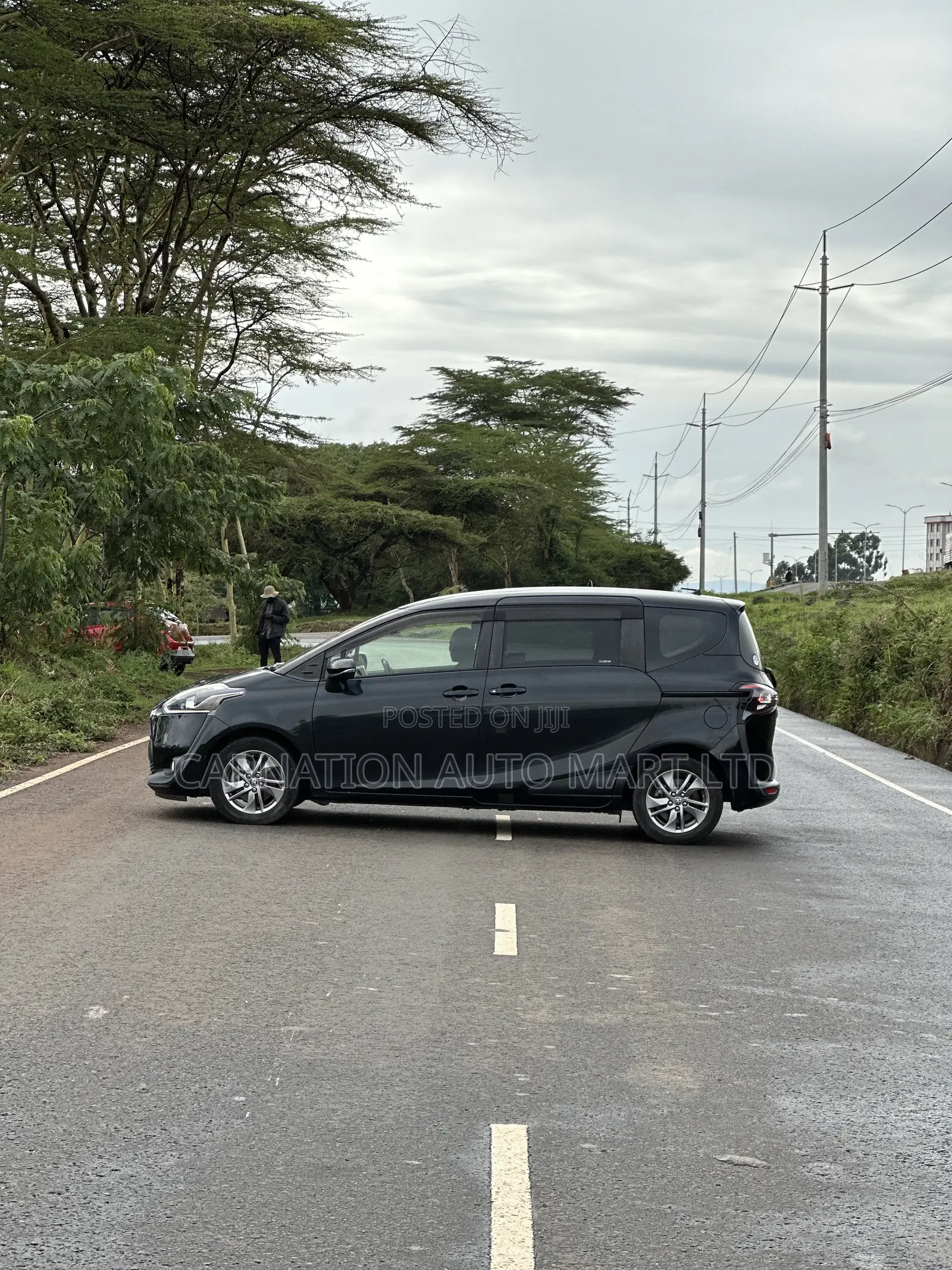Toyota Sienta 2018 Black